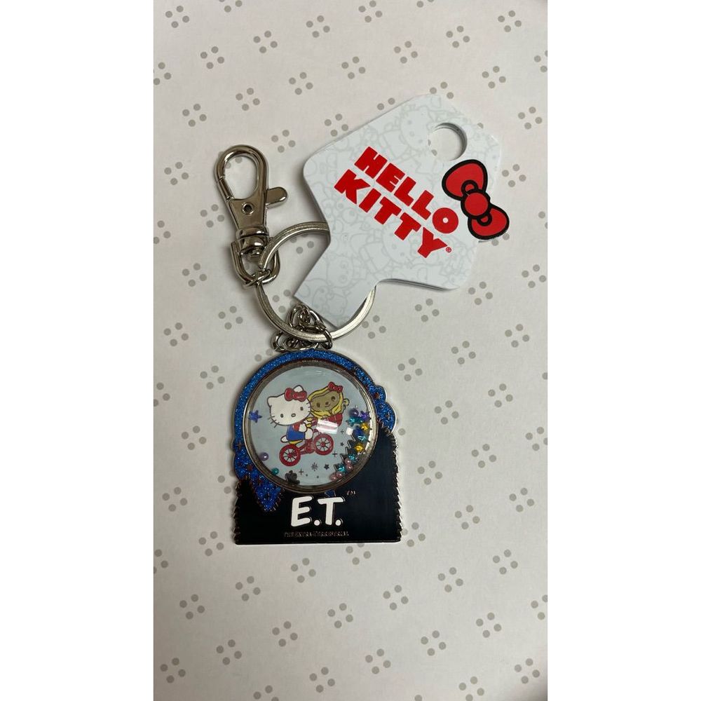 Universal Studios Exclusive Hello Kitty E.T. The‎ Extra Terrestrial Keych…